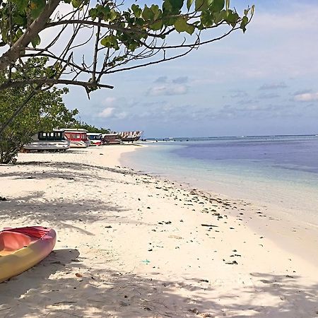 Royal Pearl Inn Maafushi Buitenkant foto