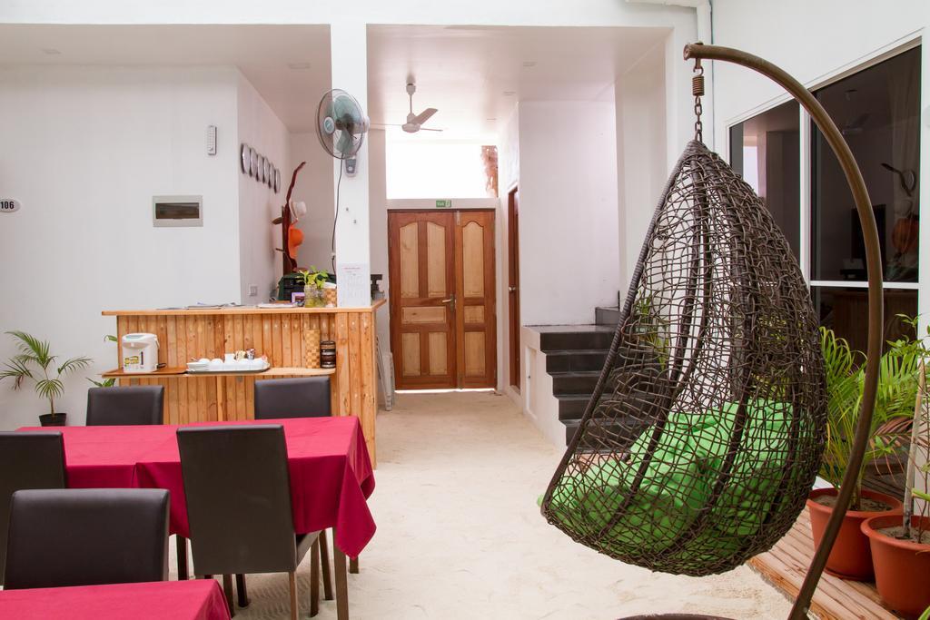 Royal Pearl Inn Maafushi Buitenkant foto